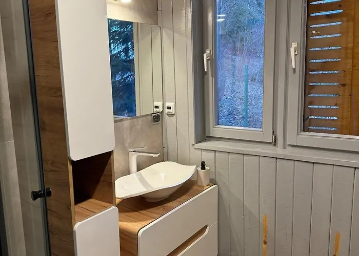 בקתה Gorski W Szczyrku שצ'צ'ירק